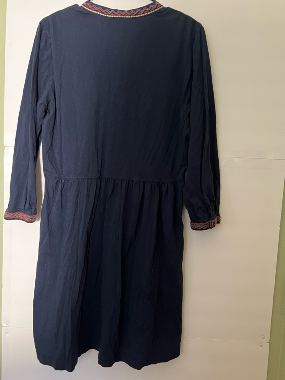 Johnny Was  Embroidered Long-Sleeve knee length Dress Medium PTP 20 - Picture 5 of 12